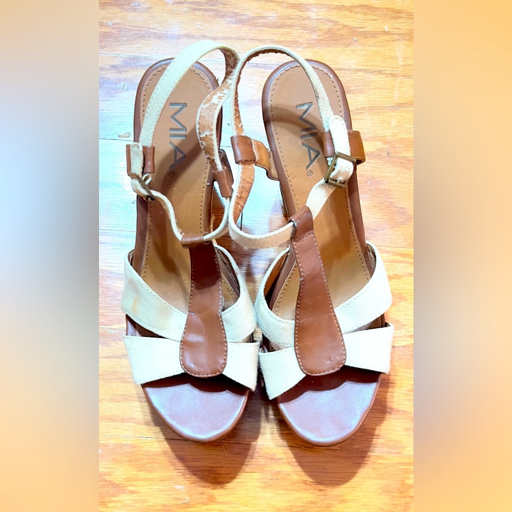 ⭐️BOGO 50% off ⭐️ 🚨CLEARANCE 🚨 Sz 10 MIA Linen Cork Chunky Sandal 10